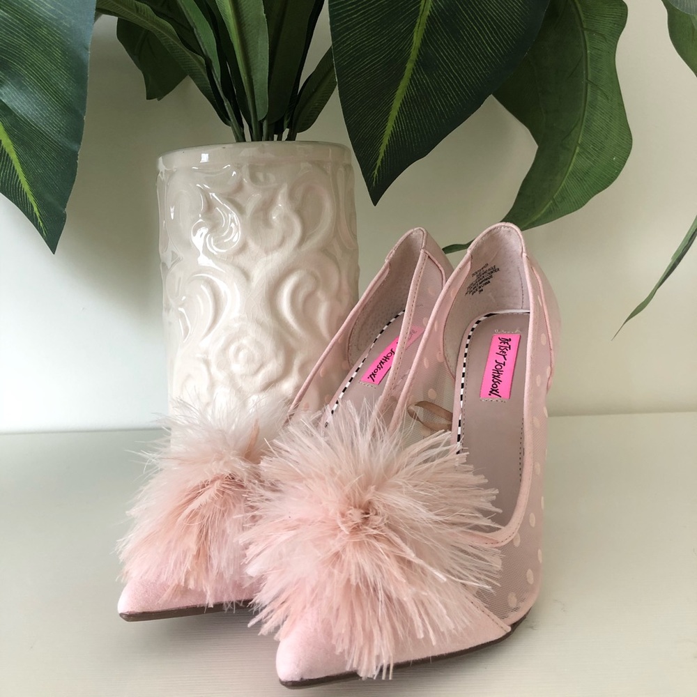Betsy Johnson pumps